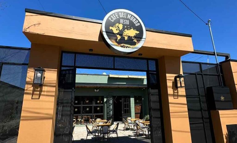 cafe del mundo alvear