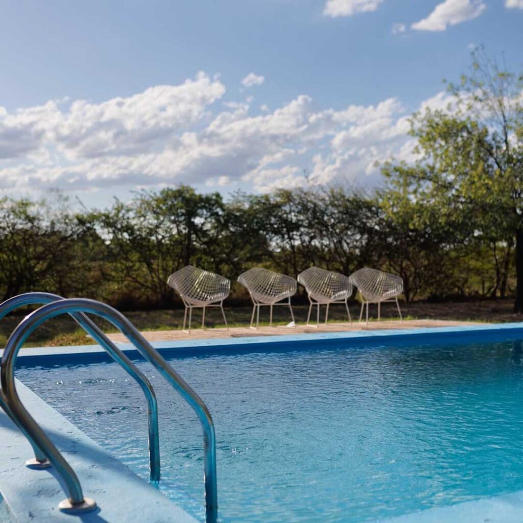 casa quinta con parque y piscina